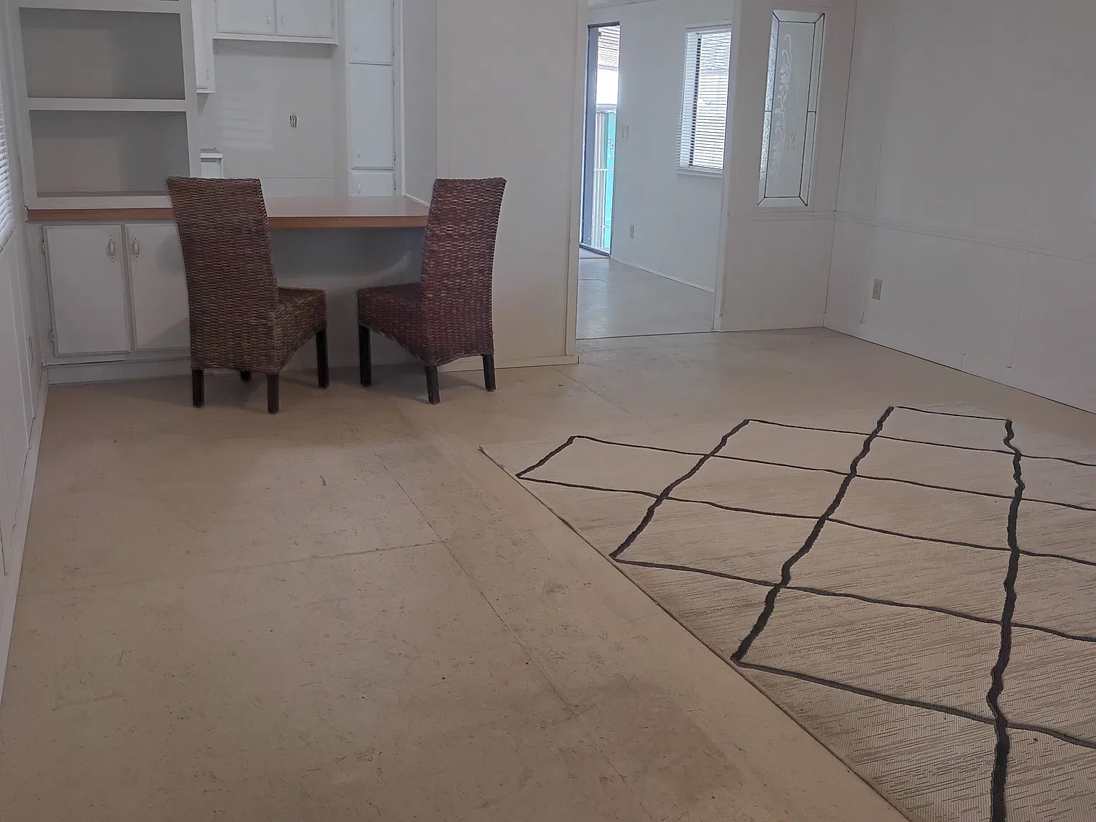 2 bed, 1025 sqft, $1,295 — Photo 4