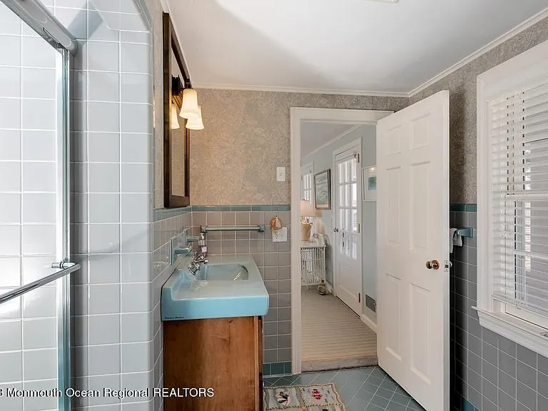 127 Curtis Point Dr — Photo 20