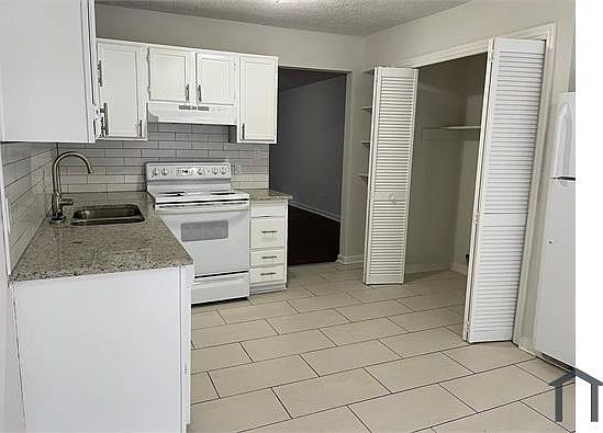 4th image of 5140 Farm Place Dr NE