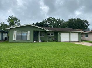 1747 W 10th St, Freeport, TX 77541