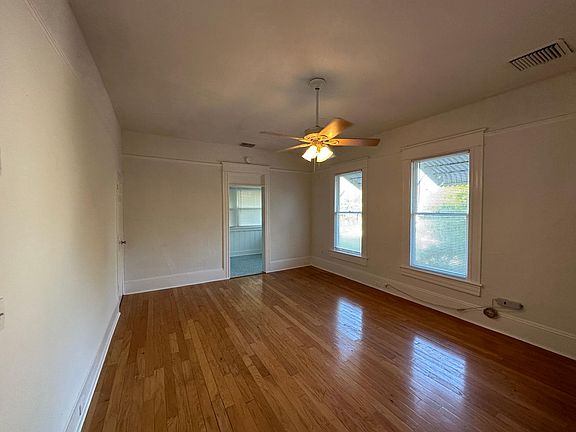 2nd image of 216 S Cedar Ave APT 4