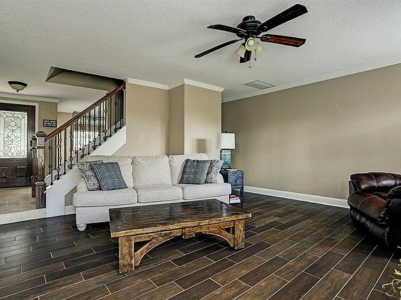 5th image of 4739 Saint Lawrence Dr