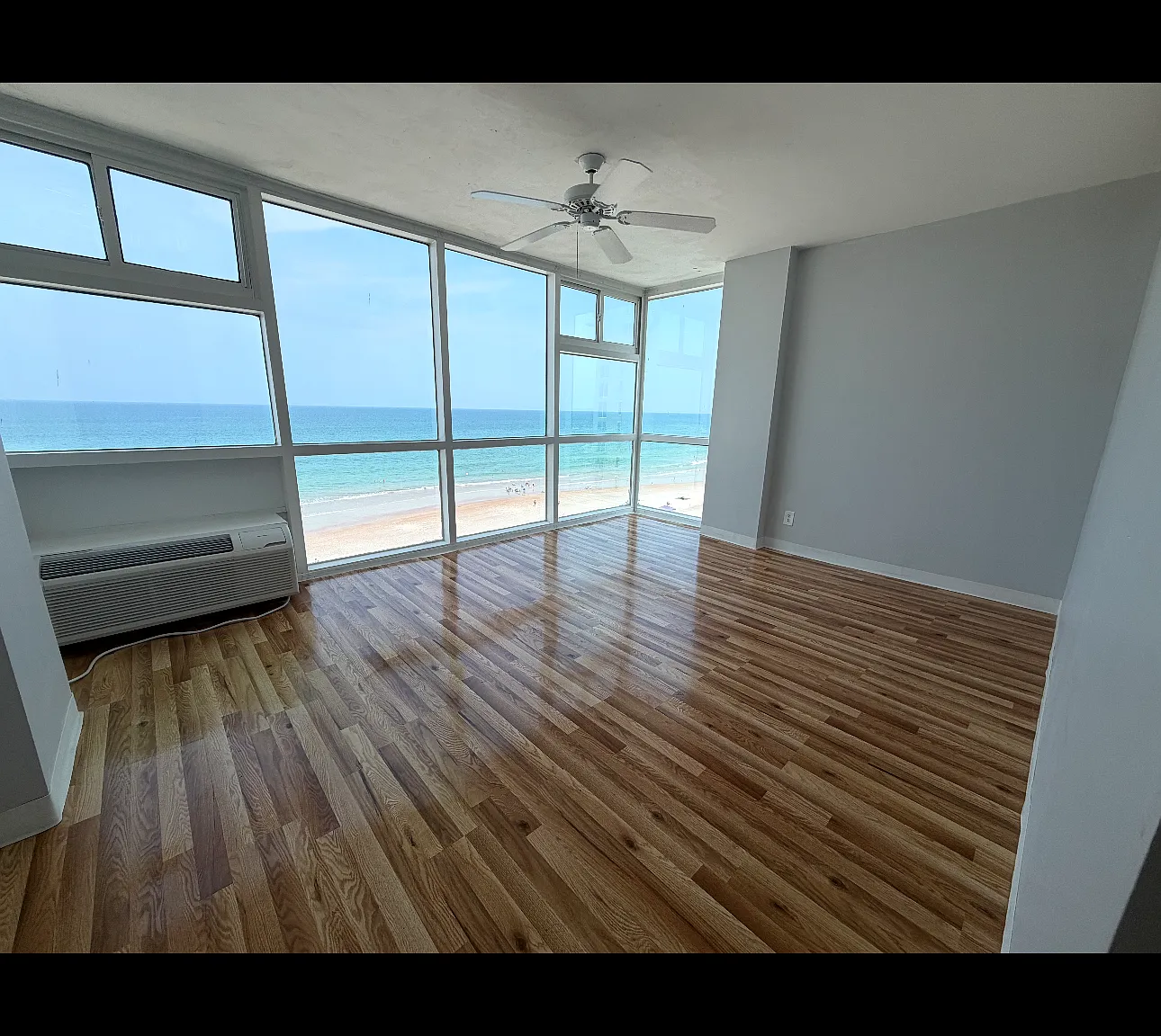 1909 S Atlantic Ave — Photo 1