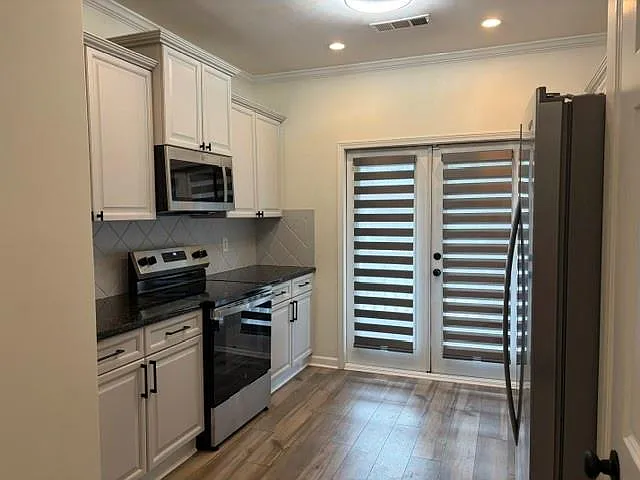 1044 Liberty Pkwy NW — Photo 6