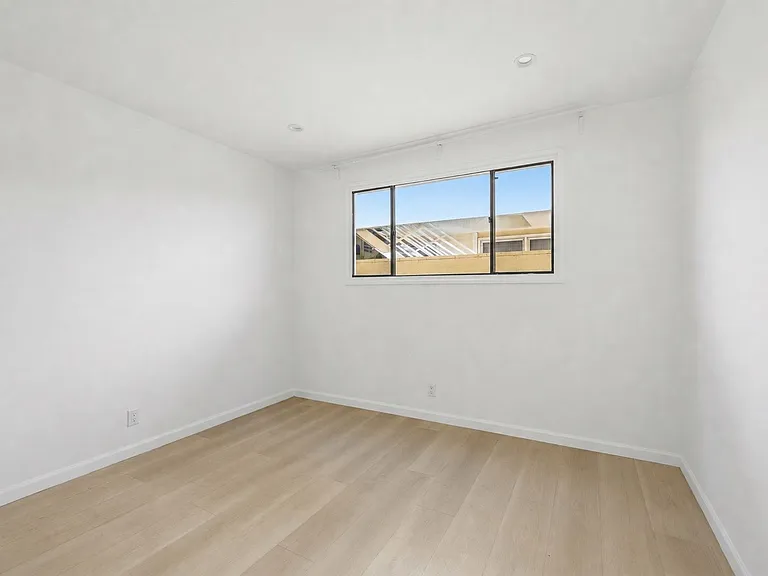 337 S Rexford Dr #3 — Photo 13