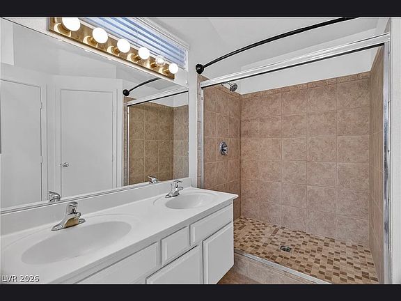 4th image of 3156 Terrace View Dr