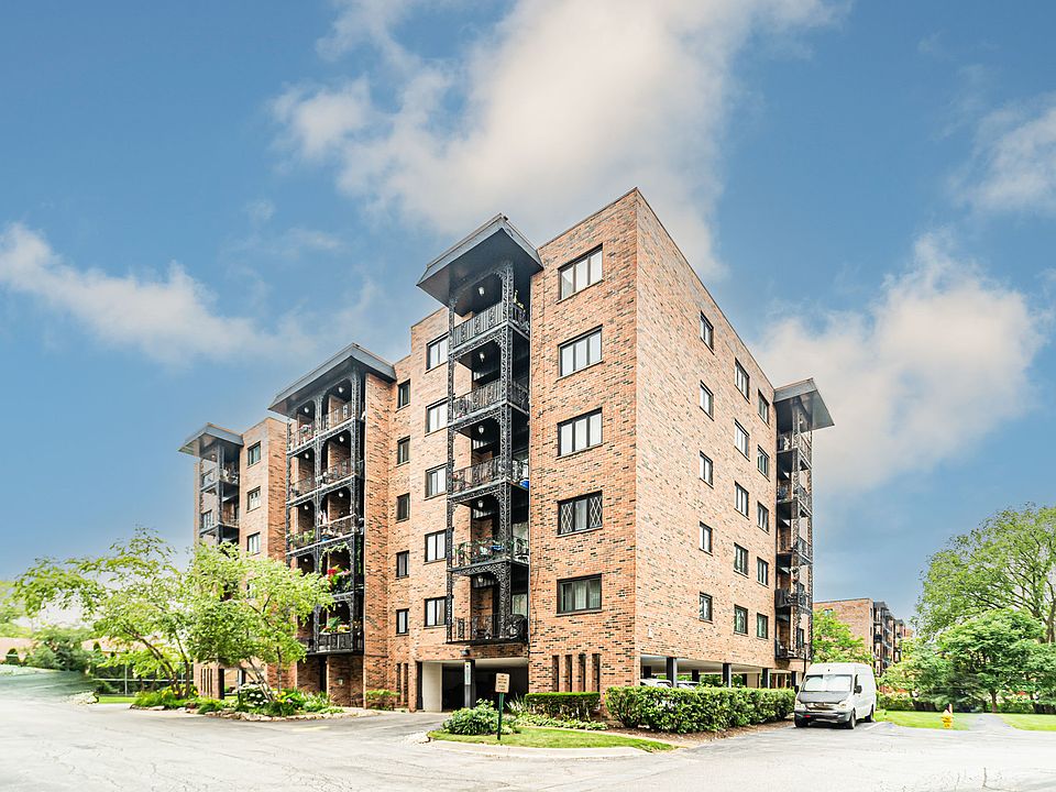 1st image of 9331 Landings Ln Unit 401