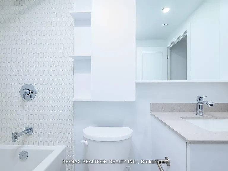 8 Cedarland Dr #826 — Photo 15
