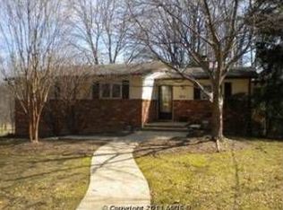 8741 Susanna Ln, Chevy Chase, MD 20815