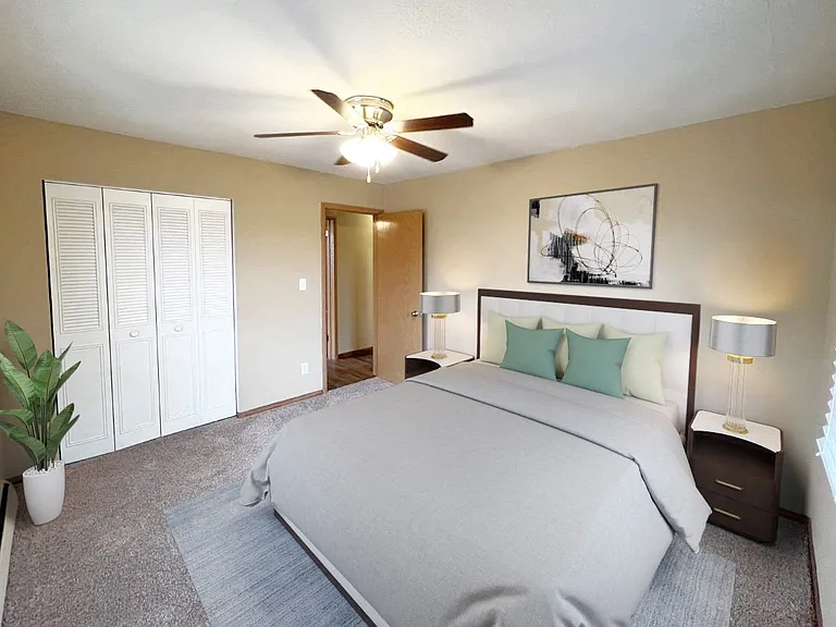Priscilla Standish Apartments — Photo 3
