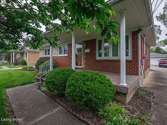 4th image of 4915 Axtell Ave