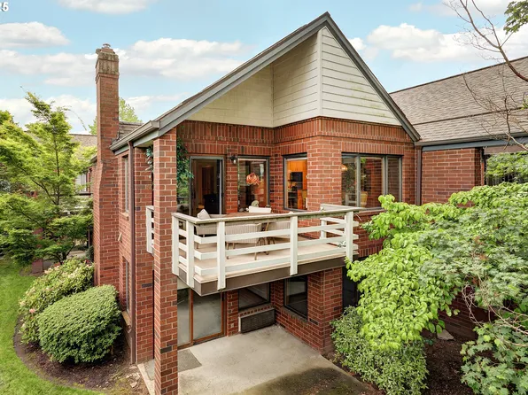 15025 NE Sacramento St Unit 56, Portland, OR 97230