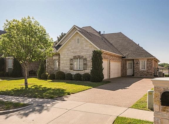 2nd image of 2614 Harborside Dr