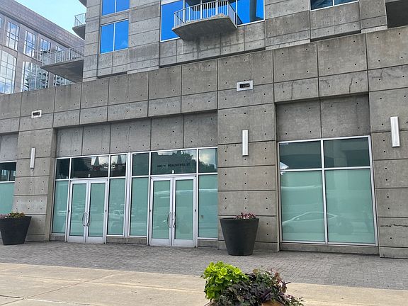 3rd image of 400 W Peachtree St NW Unit 2005