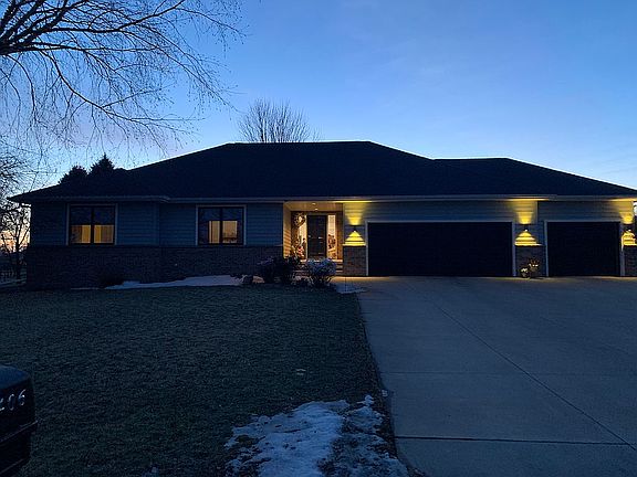 2nd image of 1406 26th St SW