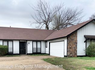 3481 Grey Bark Dr, Memphis, TN 38118