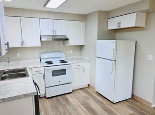 DT Beaverton-Old Town Super Private 2 Bedroom w/Deck, Beaverton, OR 97005