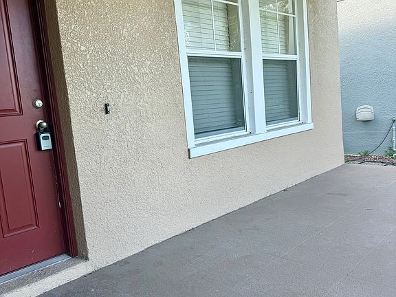 3rd image of 10140 Balcony St