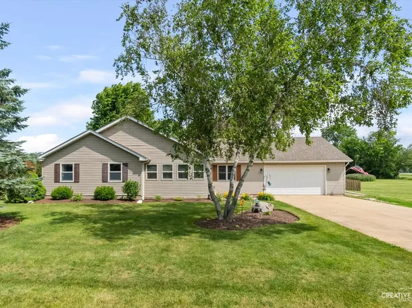 4091 E 2370th Rd, Sheridan, IL 60551