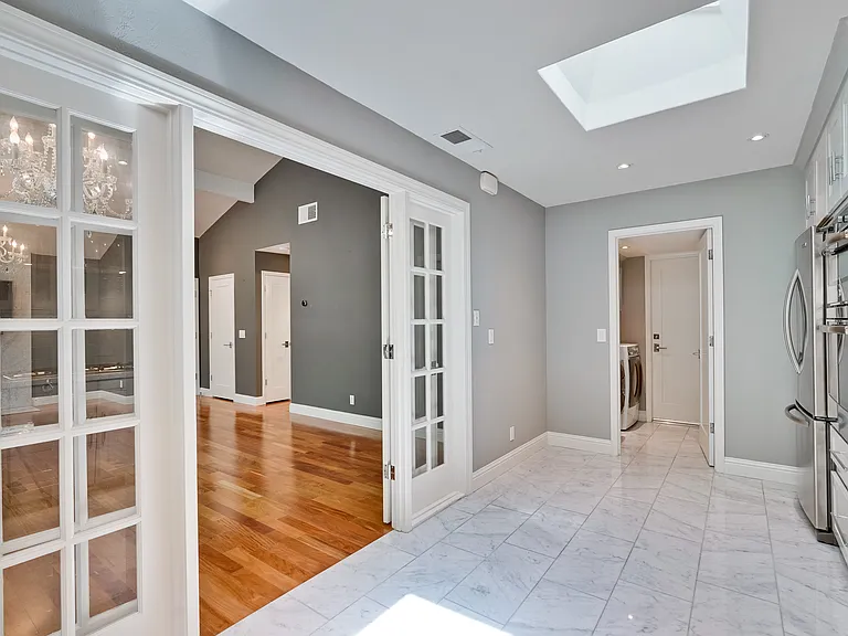 10161 Firwood Dr — Photo 16