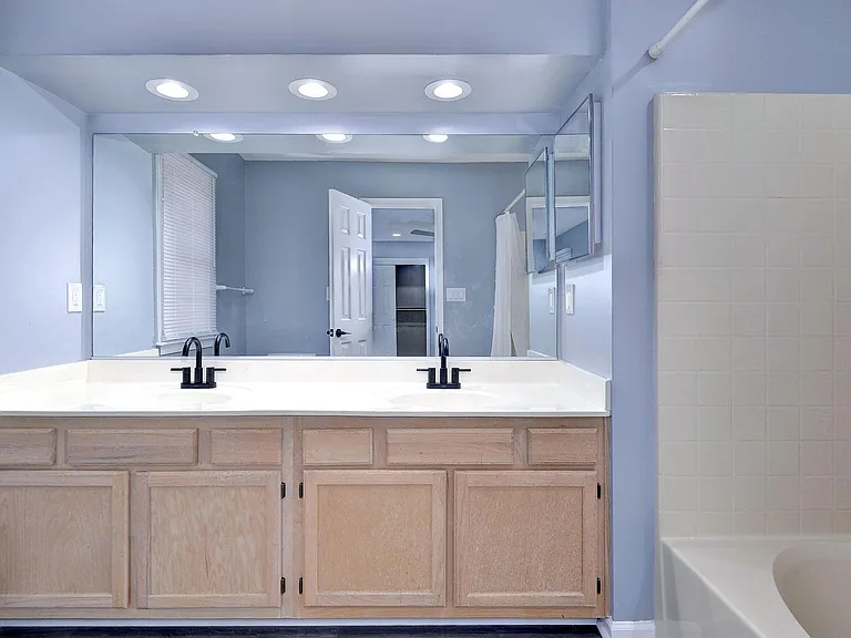 1596 Willow Cv — Photo 9