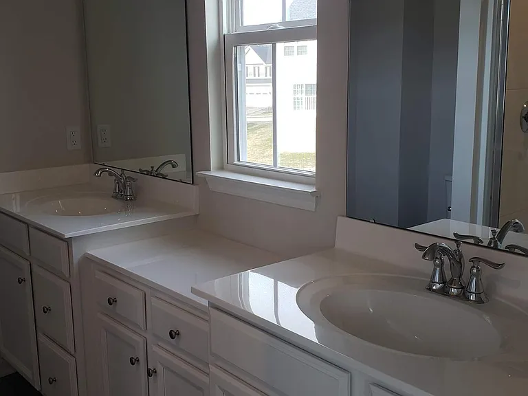 Owner's bath