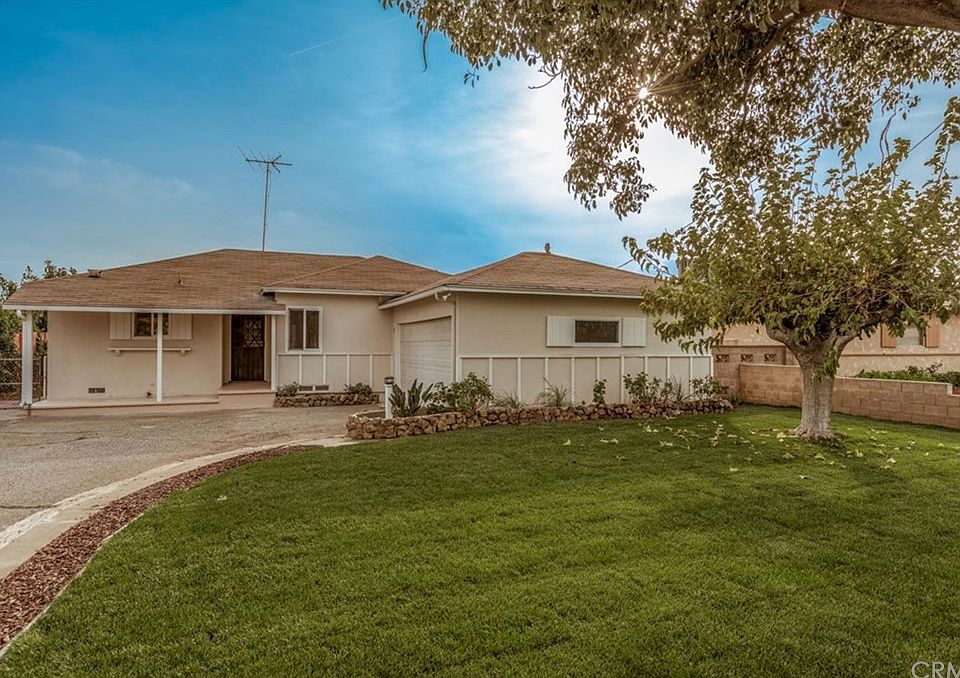1st image of 16559 Iris Dr