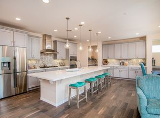 30549 Hollybrooke Ln, Murrieta, CA 92563