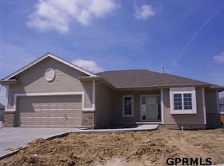 13408 S 38th Cres, Bellevue, NE 68123