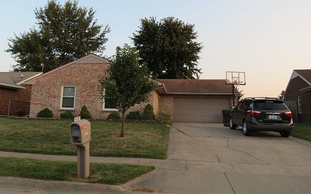 1st image of 2340 Sir Wren Ct