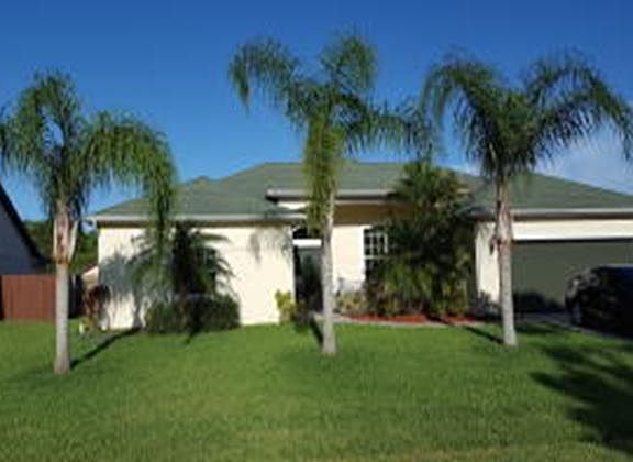 3rd image of 2341 SE Rock Springs Dr
