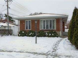 5215 Church St, Skokie, IL 60077