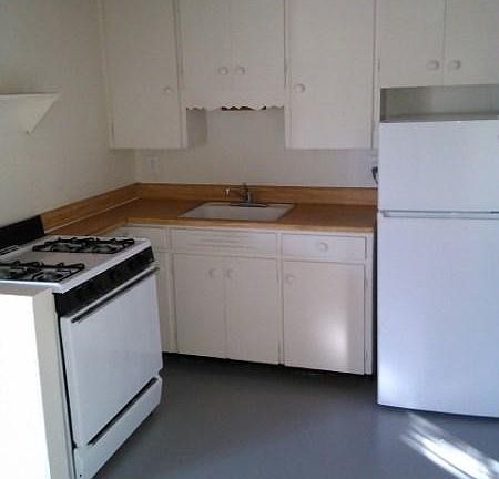 2nd image of 3230 E Patricia St