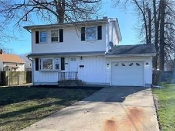 820 Pennsylvania Ave, Ashtabula, OH 44004