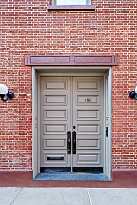 Sold by Compass | media 4