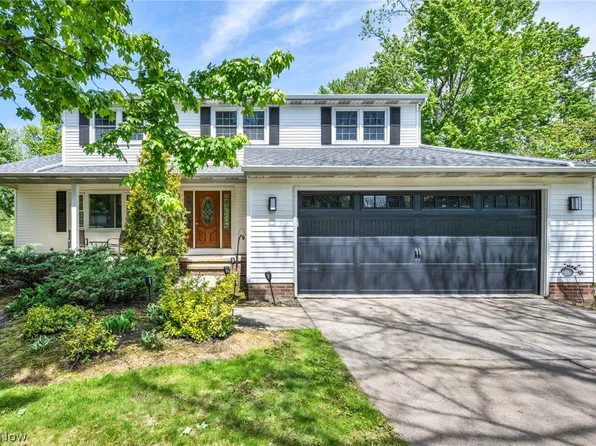 9533 Catalpa Cir, Mentor, OH 44060