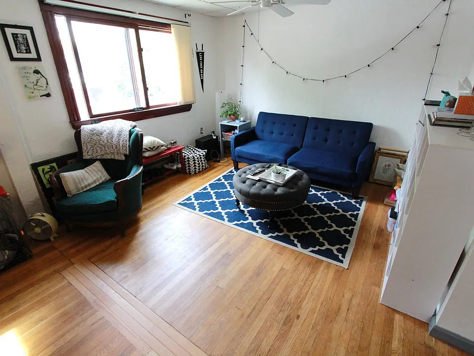 122 Morrison Ave #2