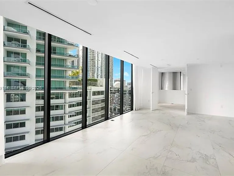 1000 Biscayne Blvd #1201 — Photo 28