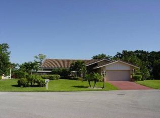 5101 Foxpointe Cir, Delray Beach, FL 33445