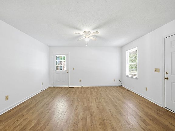 5th image of 1006 S 10th St