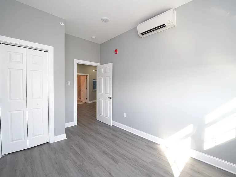 4665 Paul St #1 — Photo 12