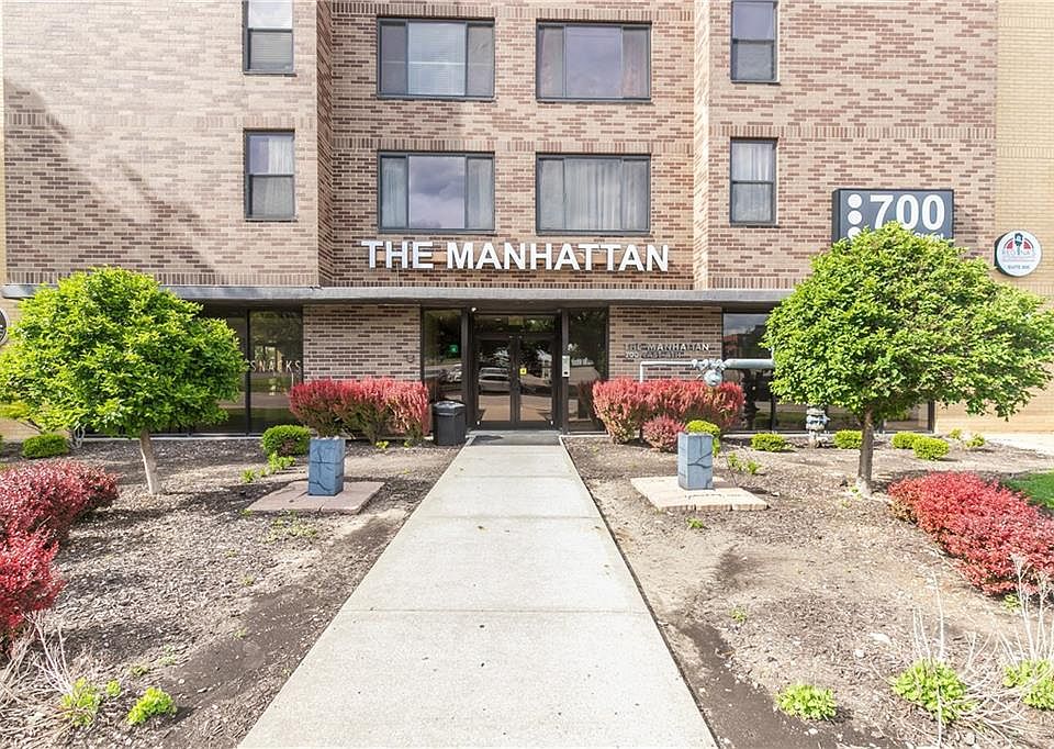 1st image of 700 E 8th St Unit 14G