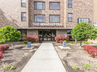 700 E 8th St Unit 14G, Kansas City, MO 64106