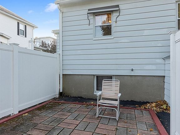 5th image of 50 Rainville Ave