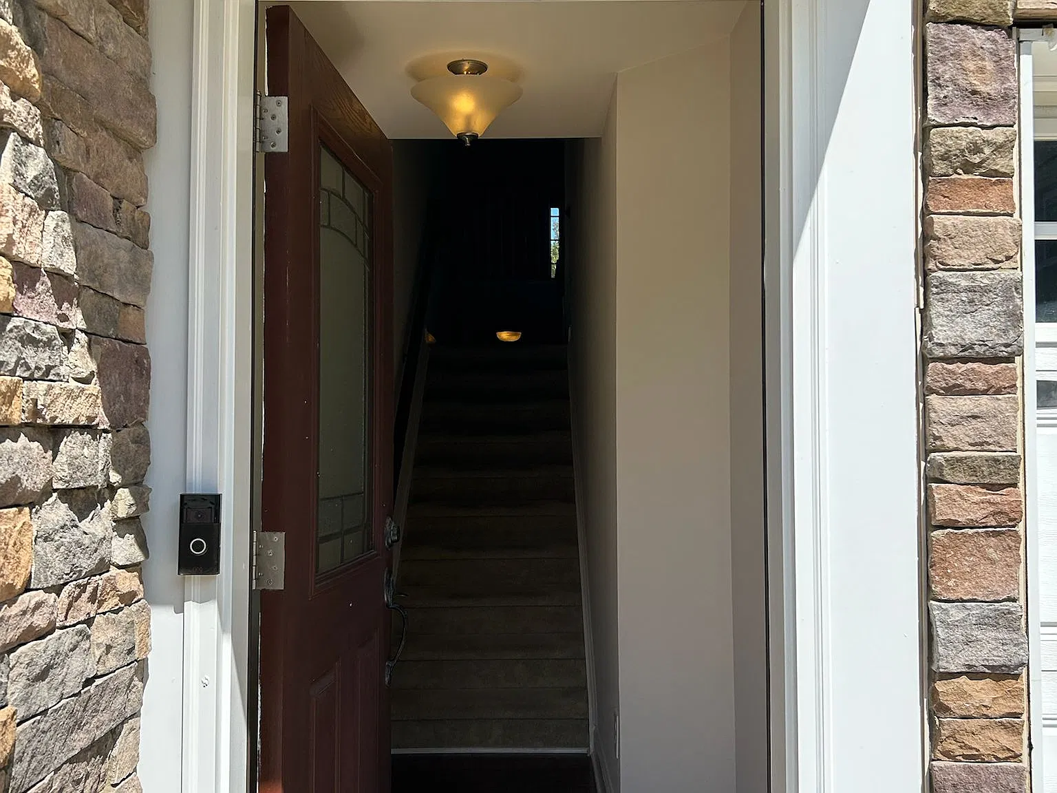 4 bed, 2430 sqft, $2,195 — Photo 2