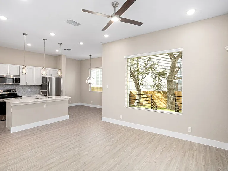 11831 Zarkava Way — Photo 6