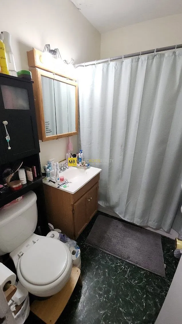2 bed, 794 sqft, $3,250 — Photo 3