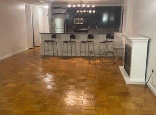 2 Hawthorne Pl APT 2L, Boston, MA 02114