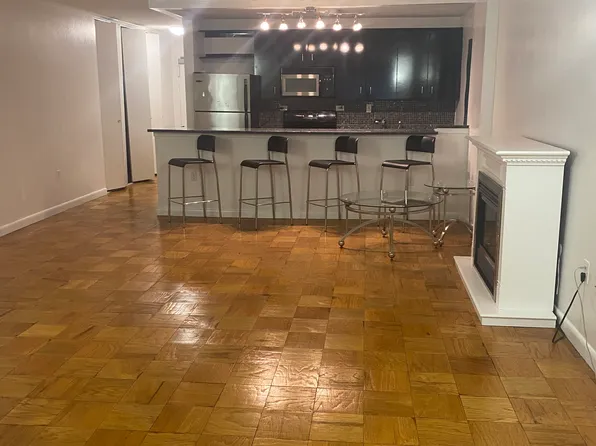 2 Hawthorne Pl, Boston, MA