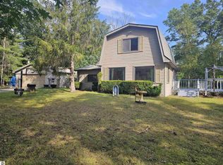 7282 Rollways Rd, South Branch, MI 48761